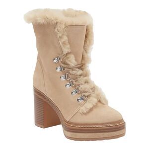 Steve Madden Women’s Scoops Faux Fur Platform Booties in the Size 9.5M